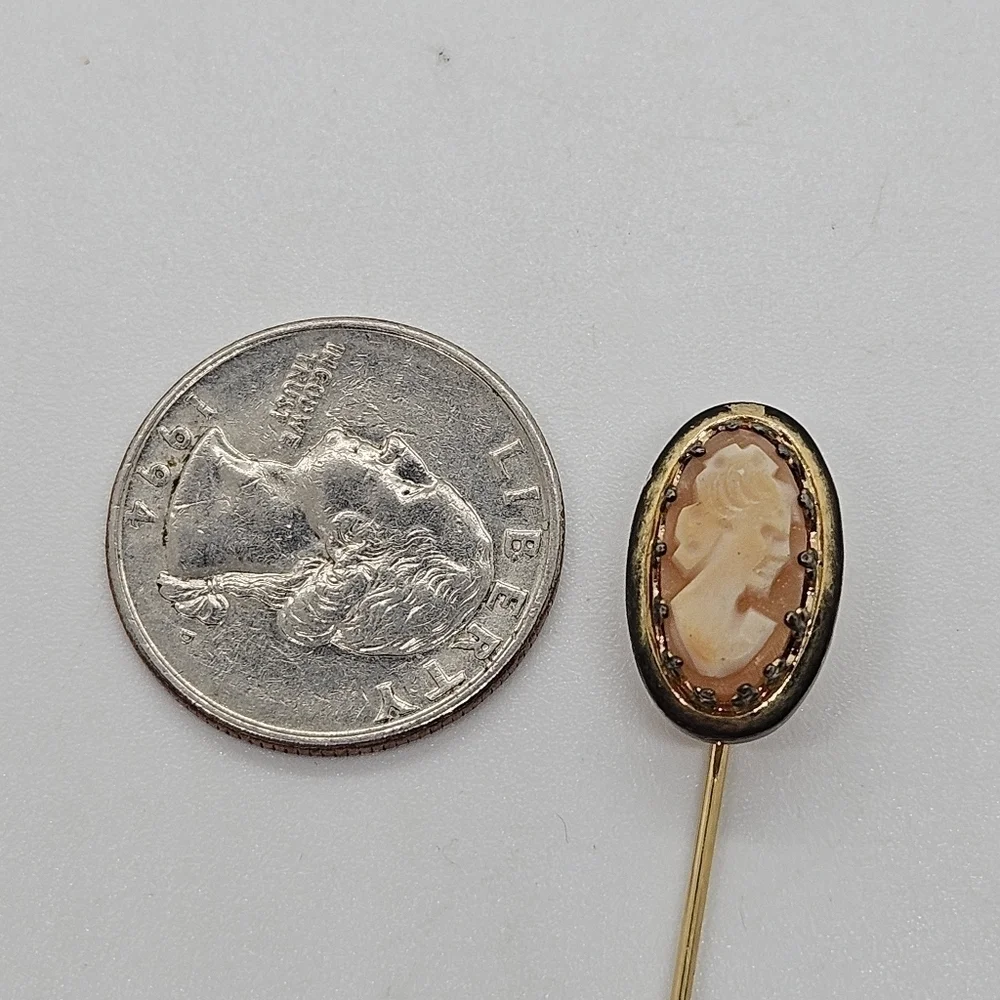 Vintage cameo stick